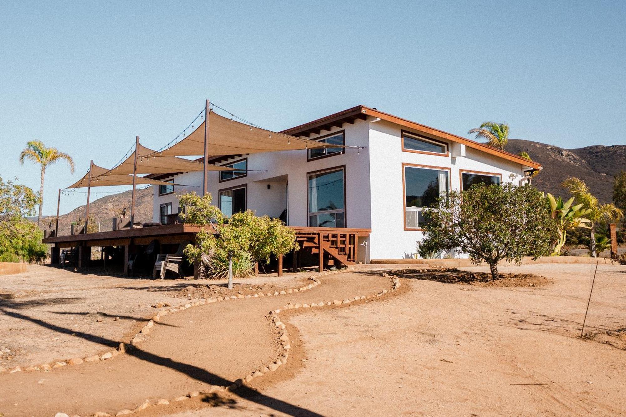 Villa Victoria, 瓜达鲁佩镇 外观 照片